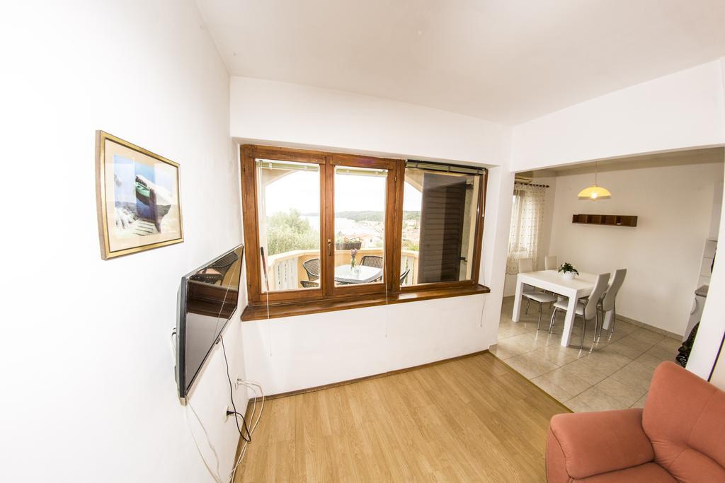 House Lucija Lägenhet Sali Exteriör bild