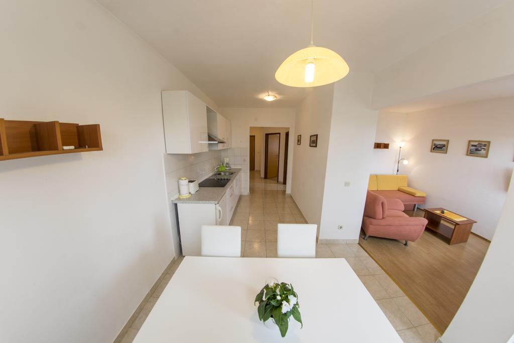 House Lucija Lägenhet Sali Exteriör bild